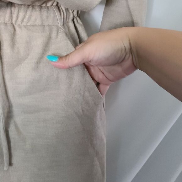 Aritzia The Group Babaton 100% Wool Drawstring waist Dress sz S - Picture 3 of 9